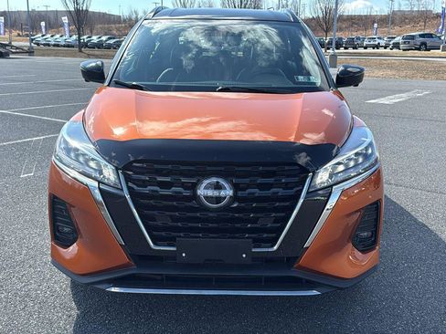 Used 2023 Nissan Kicks SR w/ SR Premium Package image 15