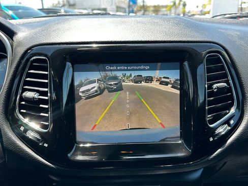 Used 2021 Jeep Compass Limited FWD image 21