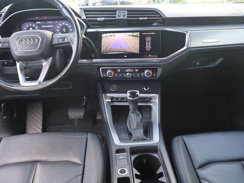 Used 2024 Audi Q3 2.0T Premium image 25