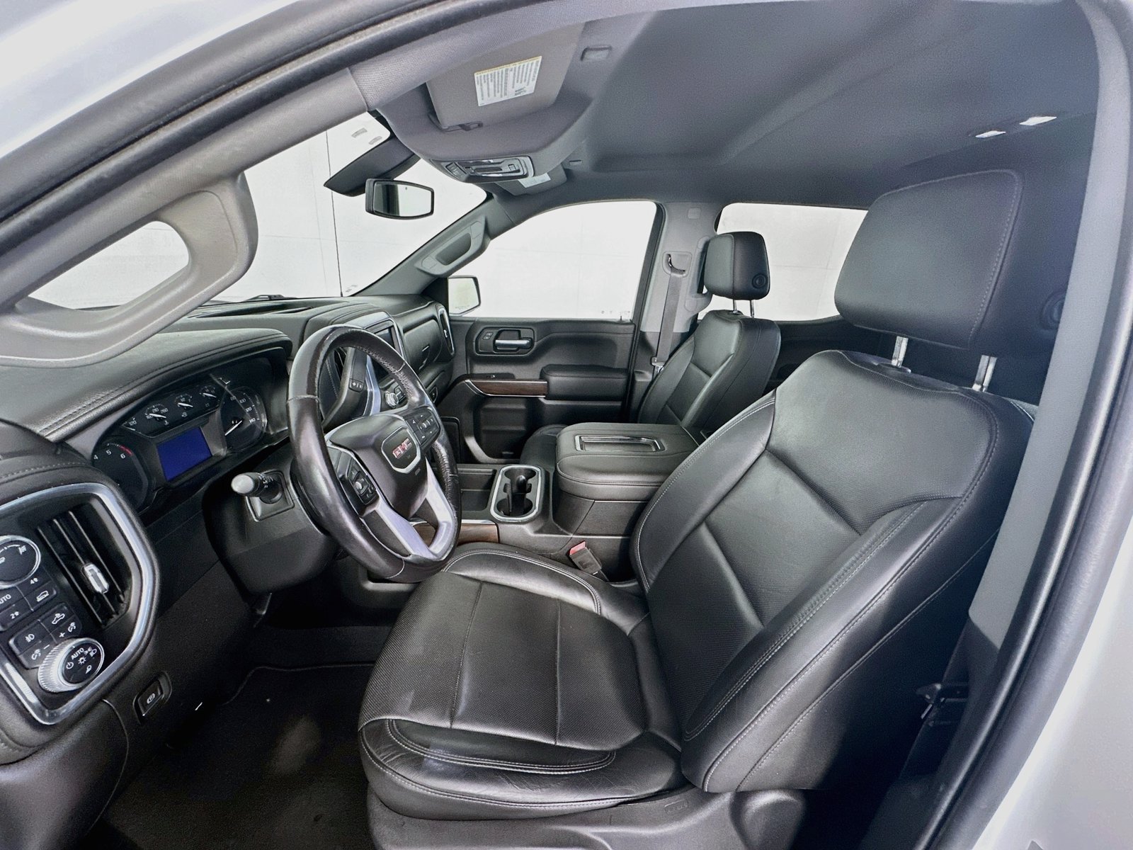 Used 2019 GMC Sierra 1500 SLT w/ SLT Premium Package AWD/4WD image 22