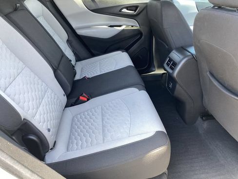 Used 2020 Chevrolet Equinox LS AWD/4WD image 13