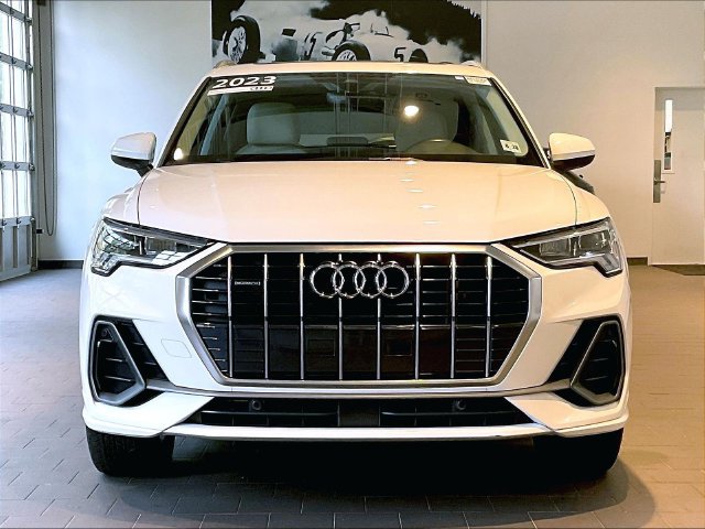 Certified 2023 Audi Q3 2.0T Premium w/ Convenience Package AWD/4WD image 10