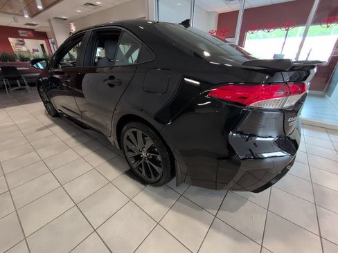 Used 2026 Toyota Corolla SE w/ SE Package FWD image 3