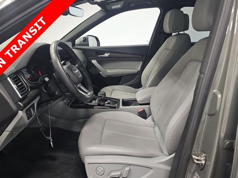 Used 2023 Audi Q5 2.0T Premium w/ Convenience Package AWD/4WD image 5