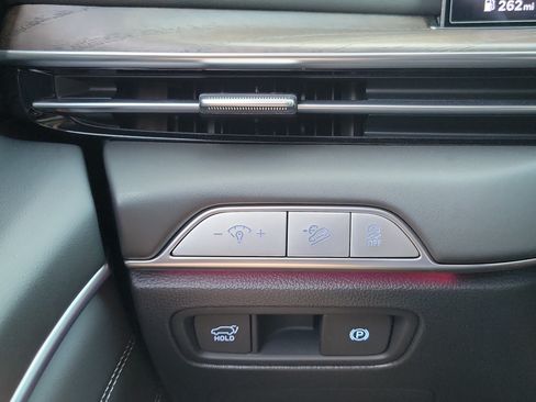 Certified 2026 Genesis GV80 3.5T Prestige AWD/4WD image 12