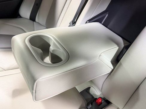 Used 2023 Hyundai Sonata Limited w/ Cargo Package image 17