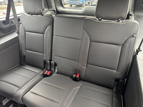 New 2026 GMC Yukon XL Elevation image 16