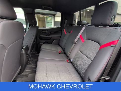 Used 2024 Chevrolet Colorado Z71 w/ Z71 Convenience Package 2 AWD/4WD image 11