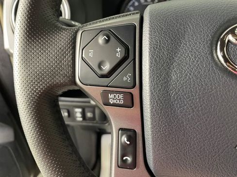 Used 2019 Toyota Tacoma TRD Off-Road AWD/4WD image 11