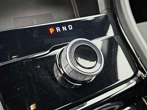 Used 2023 Jeep Grand Cherokee Altitude image 16