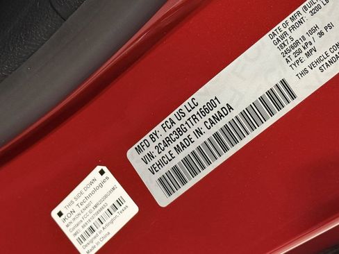 New 2026 Chrysler Pacifica Select image 36