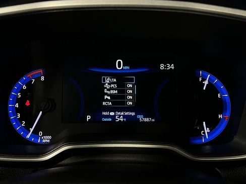 Used 2022 Toyota Corolla Cross XLE w/ Convenience Package image 15