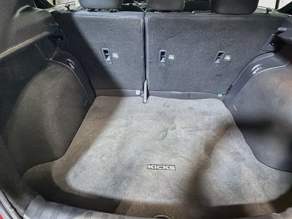 Used 2023 Nissan Kicks SV FWD image 23