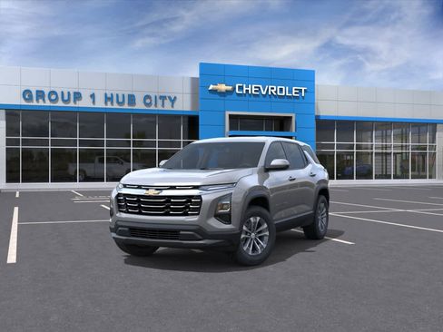 New 2026 Chevrolet Equinox LT FWD image 8