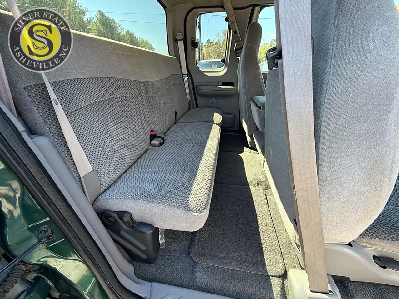 Used 2000 Ford F150 XLT AWD/4WD image 18