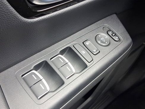 Used 2023 Honda CR-V Sport Touring image 13