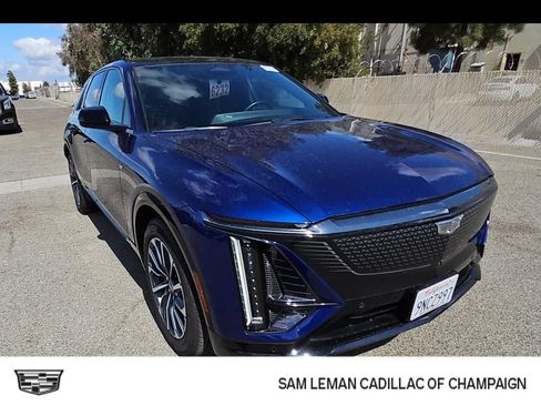 Used 2024 Cadillac Lyriq Sport RWD image 1