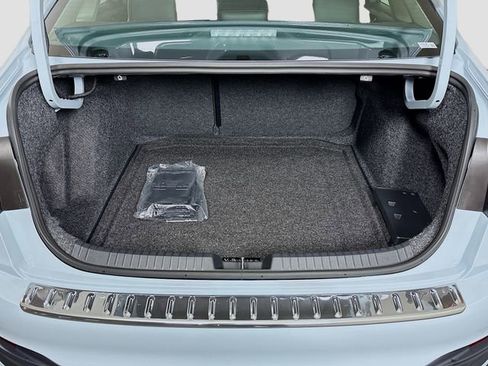 New 2026 Volkswagen Jetta SE FWD image 26