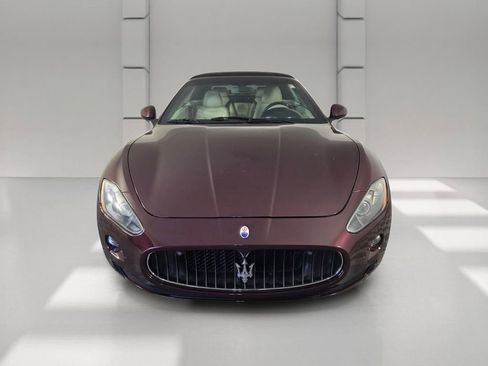 Used 2011 Maserati GranTurismo Convertible RWD image 3