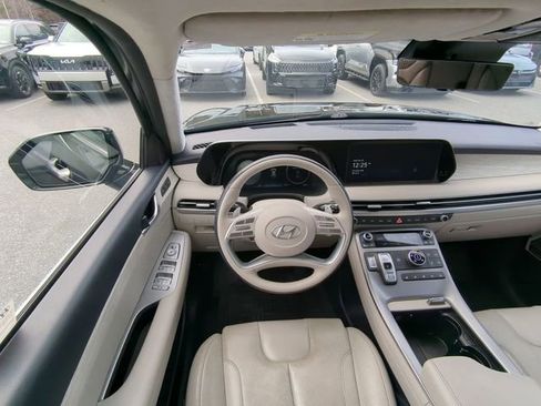 Used 2024 Hyundai Palisade Calligraphy image 35