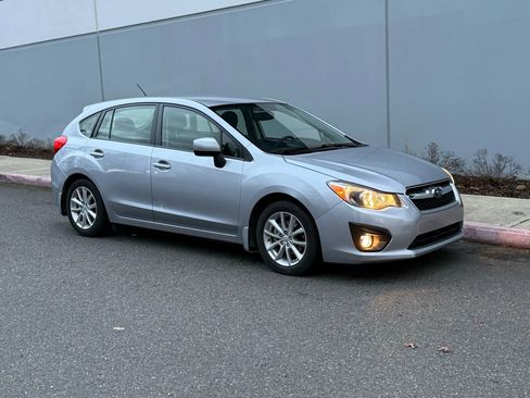 Used 2012 Subaru Impreza 2.0i Premium w/ Popular Pkg 1 image 7