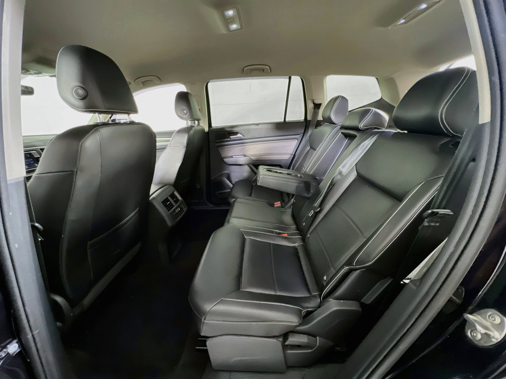 Used 2022 Volkswagen Atlas SE AWD/4WD image 23