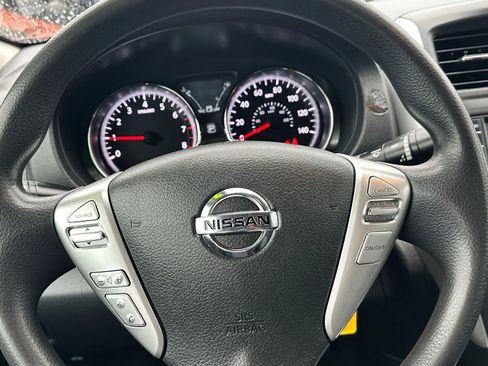 Used 2019 Nissan Versa SV image 13