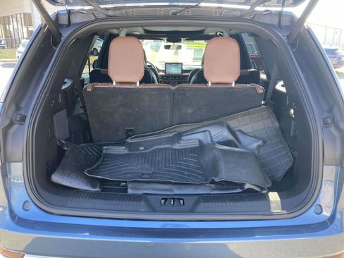 Used 2020 Lincoln Aviator Reserve w/ Equipment Group 202A image 15