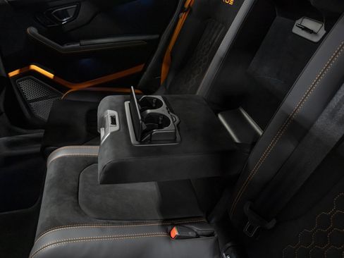 Used 2024 Lamborghini Urus Performante AWD/4WD image 87