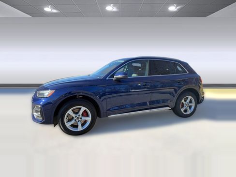 Used 2021 Audi Q5 Premium w/ Convenience Package image 20