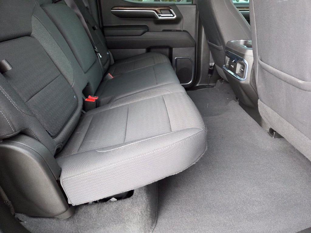 Used 2024 GMC Sierra 1500 Elevation RWD image 18
