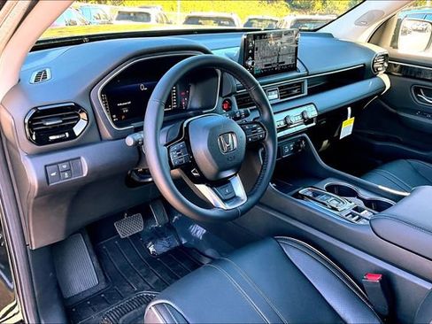 New 2025 Honda Pilot Elite image 6