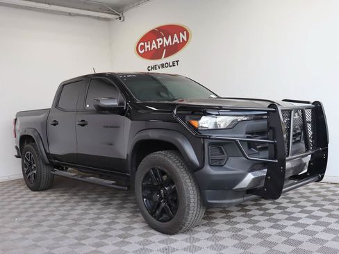 Used 2025 Chevrolet Colorado Trail Boss AWD/4WD image 1