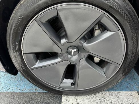 Used 2023 Tesla Model 3 Standard Range RWD image 21
