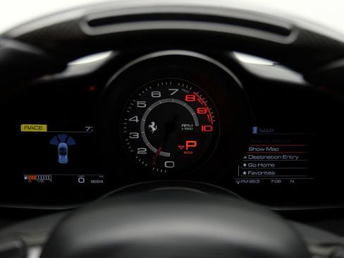 Used 2018 Ferrari 488 Spider RWD image 20