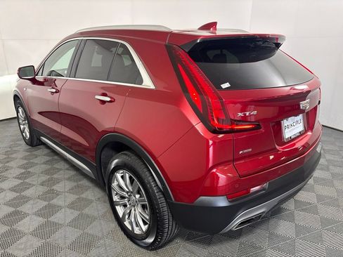 Used 2021 Cadillac XT4 Premium Luxury w/ Enhanced Visibility Package AWD/4WD image 7