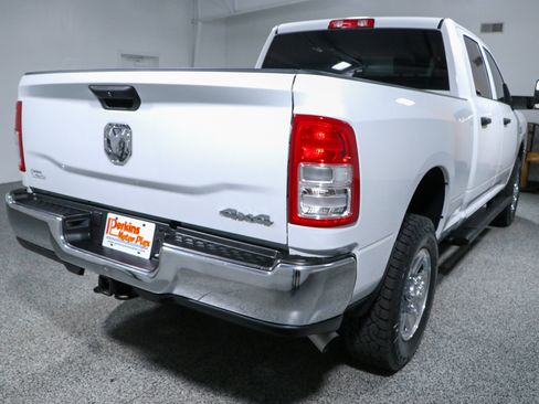 Used 2024 RAM 2500 Tradesman w/ Chrome Appearance Group AWD/4WD image 7