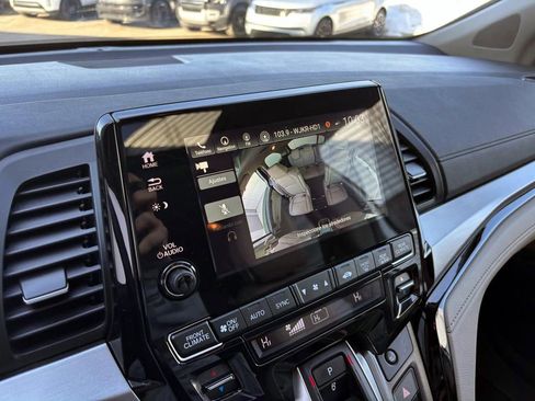 Used 2024 Honda Odyssey Touring image 19