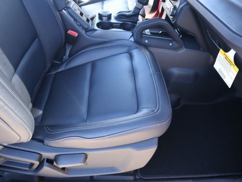 New 2025 Ford Bronco Big Bend w/ Black Diamond Package image 14