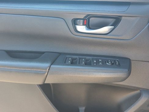 Used 2023 Honda CR-V Sport image 11