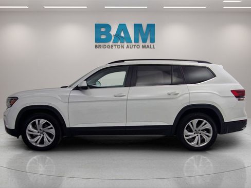 Used 2021 Volkswagen Atlas SE w/ Panoramic Sunroof Package image 4