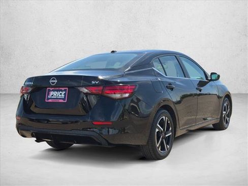 Used 2024 Nissan Sentra SV FWD image 5
