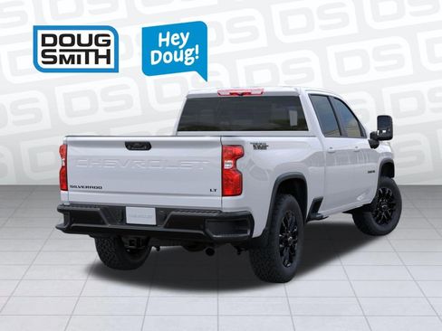 New 2026 Chevrolet Silverado 3500 LT image 4