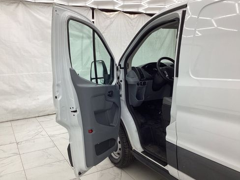 Used 2016 Ford Transit 250 130 Low Roof image 16