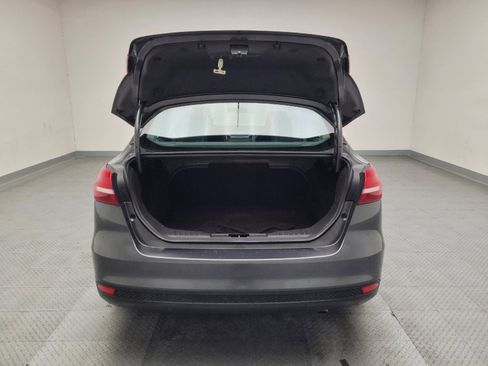 Used 2018 Ford Focus SE image 29