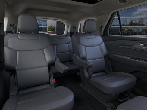 New 2026 Ford Explorer Active w/ Active Comfort Package AWD/4WD image 3