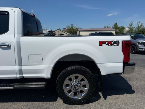 Used 2019 Ford F250 Lariat w/ Chrome Package AWD/4WD image 9