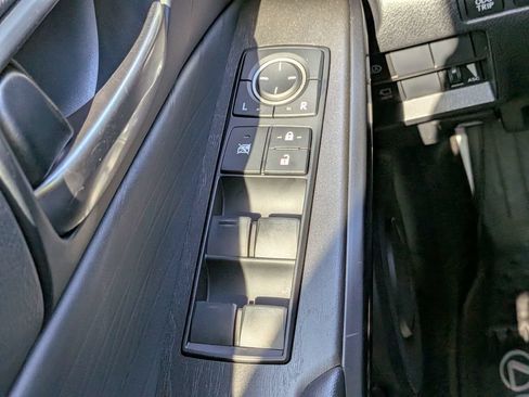 Used 2021 Lexus IS 350 F Sport w/ Dynamic Handling Package RWD image 26