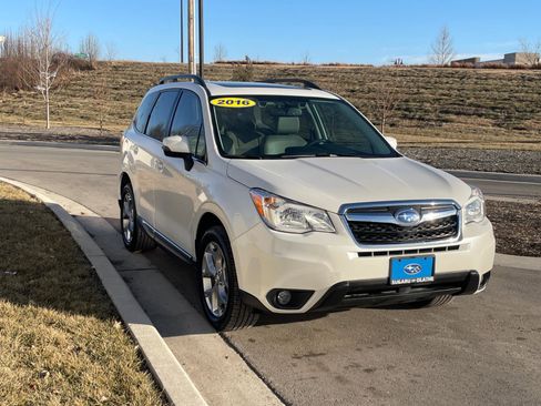 Used 2016 Subaru Forester 2.5i Touring w/ Eyesight & Navigation System image 1