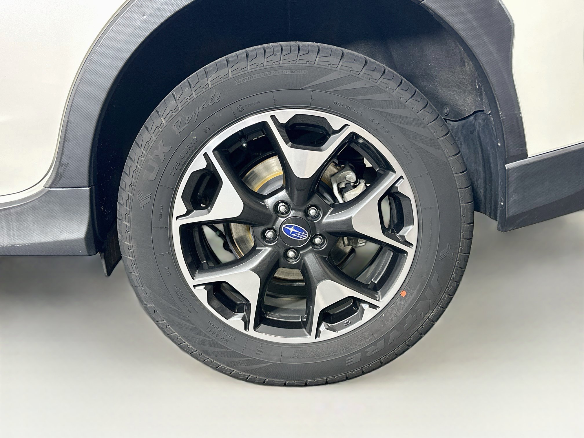 Used 2019 Subaru Crosstrek 2.0i Premium AWD/4WD image 11